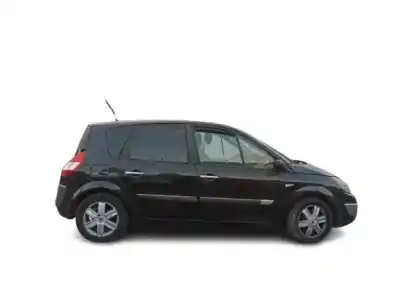 Scrapping Vehicle renault scénic ii (jm0/1_) 1.9 dci (jm14) of the year 2006 powered f9q e8