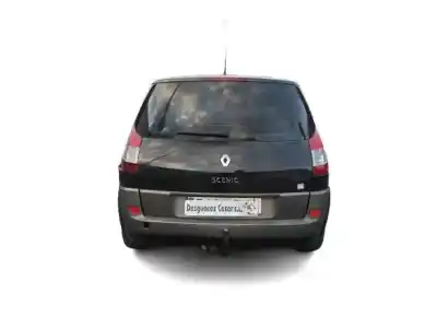 Scrapping Vehicle renault scénic ii (jm0/1_) 1.9 dci (jm14) of the year 2006 powered f9q e8