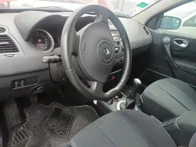 Здавання транспортного засобу renault megane ii ranchera familiar (km0/1_) 1.6 року 2005 потужний k4m t7