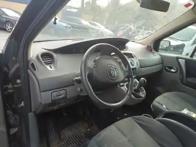 Veicolo di demolizione renault scénic ii (jm0/1_) 1.9 dci (jm14) dell'anno 2006 alimentato f9q 803,f9q 804,f9q 816,f9q 818 Veicolo di demolizione renault scénic ii (jm0/1_) 1.9 dci (jm14) dell'anno 2006 alimentato f9q 803,f9q 804,f9q 816,f9q 818