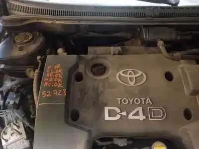 Veículo de Sucata TOYOTA COROLLA (_E12_) 2.0 D-4D (CDE120R_, CDE120L_) do ano 2003 alimentado 1CD-FTV