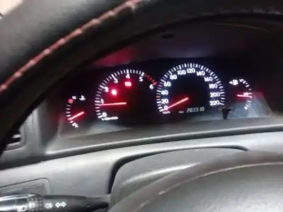 Veículo de Sucata toyota corolla (_e12_) 2.0 d-4d (cde120r_, cde120l_) do ano 2003 alimentado 1cd-ftv