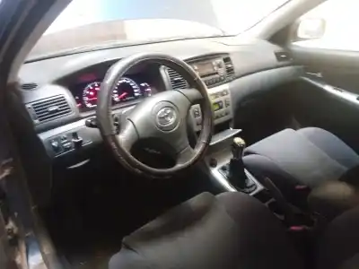 Veículo de Sucata toyota corolla (_e12_) 2.0 d-4d (cde120r_, cde120l_) do ano 2003 alimentado 1cd-ftv