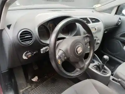 Véhicule à la ferraille SEAT LEON (1P1)  de l'année 2005 alimenté BKD