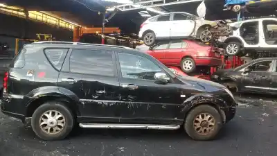 Véhicule à la ferraille SSANGYONG REXTON / REXTON II (GAB_)  de l'année 2005 alimenté D27DT