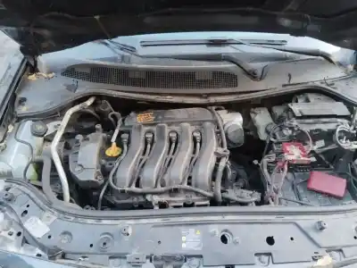 Veículo de Sucata RENAULT MEGANE II (BM0/1_, CM0/1_)  do ano 2007 alimentado K4M D8