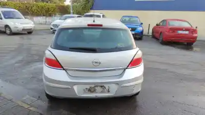 Veículo de Sucata OPEL ASTRA H (A04)  do ano 2004 alimentado Z16XEP