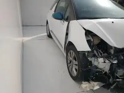 Veículo de Sucata citroen ds3 design do ano 2001 alimentado hmz/hm01