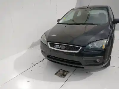 Veículo de Sucata ford focus berlina (cap) ambiente (d) do ano 2001 alimentado hxda