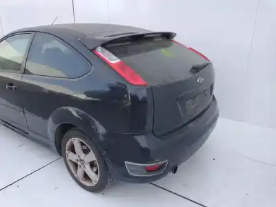 Veículo de Sucata ford focus berlina (cap) ambiente (d) do ano 2001 alimentado kkda