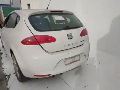 Sloopvoertuig seat leon (1p1) reference van het jaar 2001 aangedreven bls