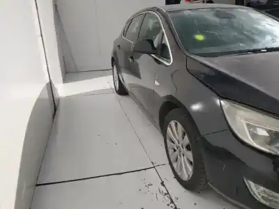 Scrapping Vehicle opel astra j (p10) 1.7 cdti (68) of the year 2001 powered a17dtr