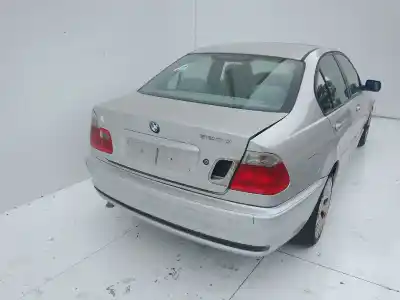 Sloopvoertuig bmw serie 3 berlina (e46) 320d van het jaar 2001 aangedreven 204d1