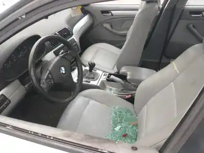 Sloopvoertuig bmw serie 3 berlina (e46) 320d van het jaar 2001 aangedreven 204d1