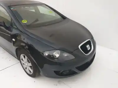 Veículo de Sucata seat leon (1p1) reference do ano 2001 alimentado bkc