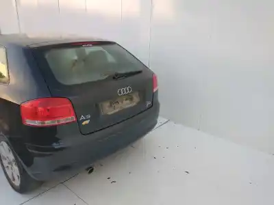 Veículo de Sucata audi a3 (8p) 1.6 102 cv / 75 kw do ano 2001 alimentado bgu