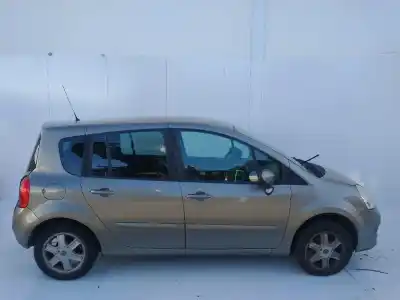 Veicolo di demolizione renault modus confort dynamique dell'anno 2001 alimentato k9kt766