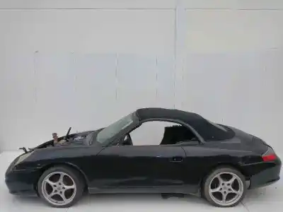 Scrapping Vehicle porsche 911 (typ 996) carrera 4 cabrio of the year 2001 powered m9603