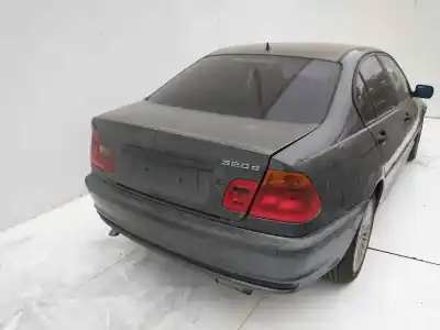 Veículo de Sucata bmw serie 3 berlina (e46) 320d do ano 2001 alimentado 204d1
