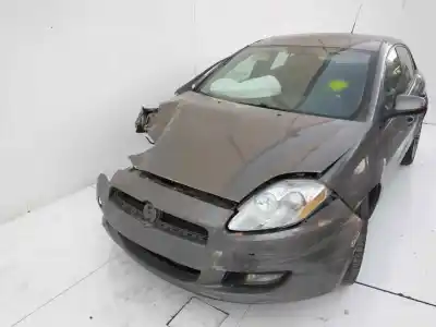 Scrapping Vehicle fiat bravo (198) 1.9 16v dynamic multijet of the year 2001 powered 192a8000