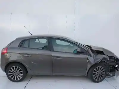 Scrapping Vehicle fiat bravo (198) 1.9 16v dynamic multijet of the year 2001 powered 192a8000
