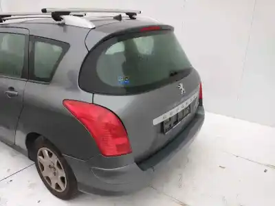 Scrapping Vehicle PEUGEOT 308 Envy of the year 2001 powered 9HP