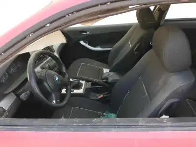 Veículo de Sucata bmw serie 3 coupe (e46) 318 ci do ano 2001 alimentado n42b20a