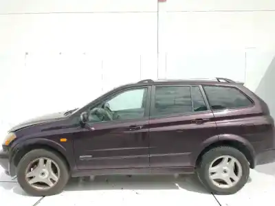Здавання транспортного засобу ssangyong kyron 200 xdi limited року 2001 потужний d27dt