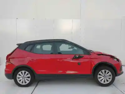 Véhicule à la ferraille seat arona style de l'année 2001 alimenté dkr