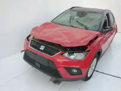 Véhicule à la ferraille seat arona style de l'année 2001 alimenté dkr