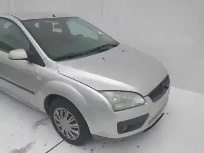 Veículo de Sucata ford focus berlina (cap) ambiente (d) do ano 2001 alimentado hwda