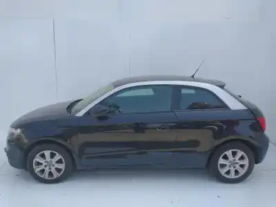 Veículo de Sucata audi a1 (8x) ambition do ano 2001 alimentado cbz