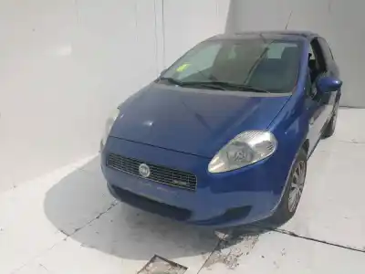 Veículo de Sucata fiat punto (199) pop 95 cv / 70 kw do ano 2001 alimentado 199a3000