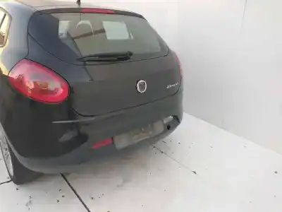 Scrapping Vehicle FIAT BRAVO (198) 1.6 16V Active Multijet (77kW) of the year 2001 powered 198A3000