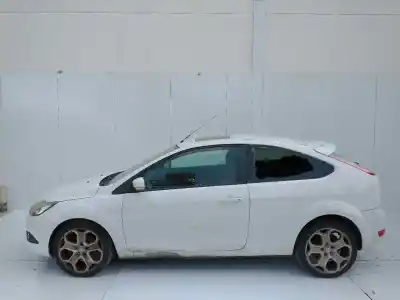 Veículo de Sucata FORD FOCUS LIM. (CB4) Trend do ano 2001 alimentado KKDA