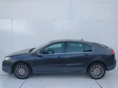 Scrapping Vehicle renault laguna iii dynamique of the year 2001 powered m9r742