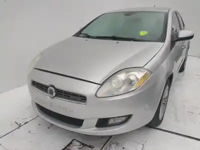 Veículo de Sucata fiat bravo (198) 1.9 16v dynamic multijet do ano 2001 alimentado 192a8000