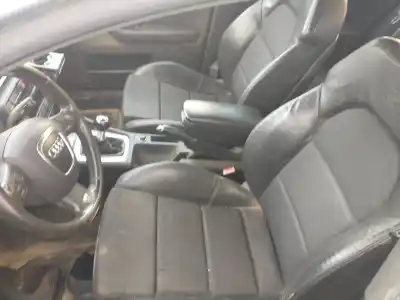 Здавання транспортного засобу audi a4 b7 avant (8ed) 2.0 tdi 16v року 2001 потужний bre