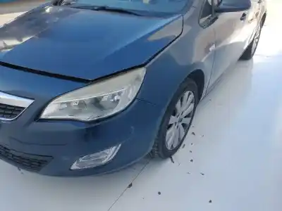 Scrapping Vehicle OPEL ASTRA J (P10) 1.7 CDTI (68) of the year 2001 powered A17DTR