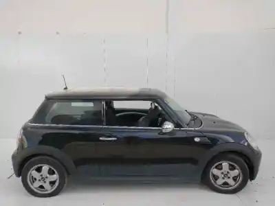 Sloopvoertuig mini mini (r56) one van het jaar 2001 aangedreven n12b14a