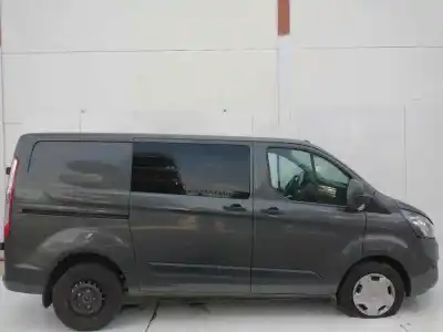 Veículo de Sucata ford transit custom kombi 300 l2 tourneo titanium do ano 2001 alimentado ymf6