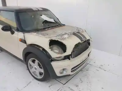 Veículo de Sucata mini mini (r56) 1.6 cooper d [1.6 ltr. - 82 kw diesel cat] do ano 2001 alimentado 9hz
