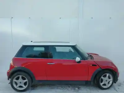Здавання транспортного засобу mini mini (r50, r53) cooper року 2001 потужний w10b16a
