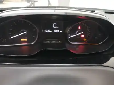 Veículo de Sucata peugeot 208 active do ano 2001 alimentado bh02