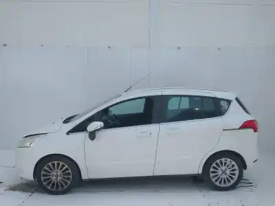 Здавання транспортного засобу ford b-max colourline 105 cv / 77 kw року 2001 потужний 1qja