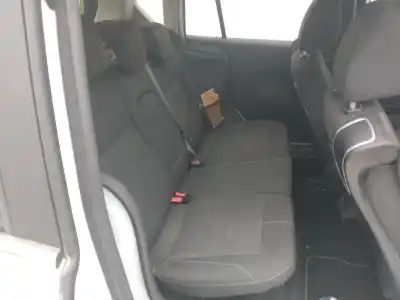 Здавання транспортного засобу ford b-max colourline 105 cv / 77 kw року 2001 потужний 1qja