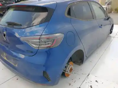 Scrapping Vehicle renault clio v 1.6 e-tech hybrid cat of the year 2001 powered h4m 632