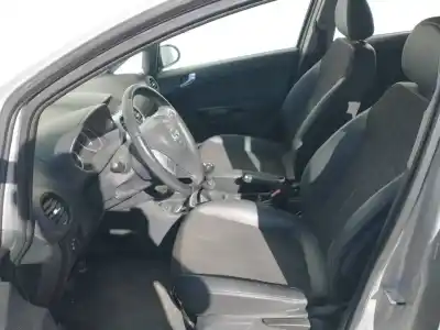 Veicolo di demolizione opel corsa d selective dell'anno 2001 alimentato z12xer