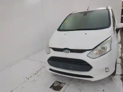 Здавання транспортного засобу ford b-max trend року 2001 потужний sfja
