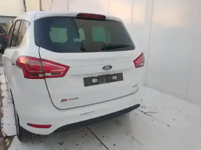 Здавання транспортного засобу ford b-max trend року 2001 потужний sfja